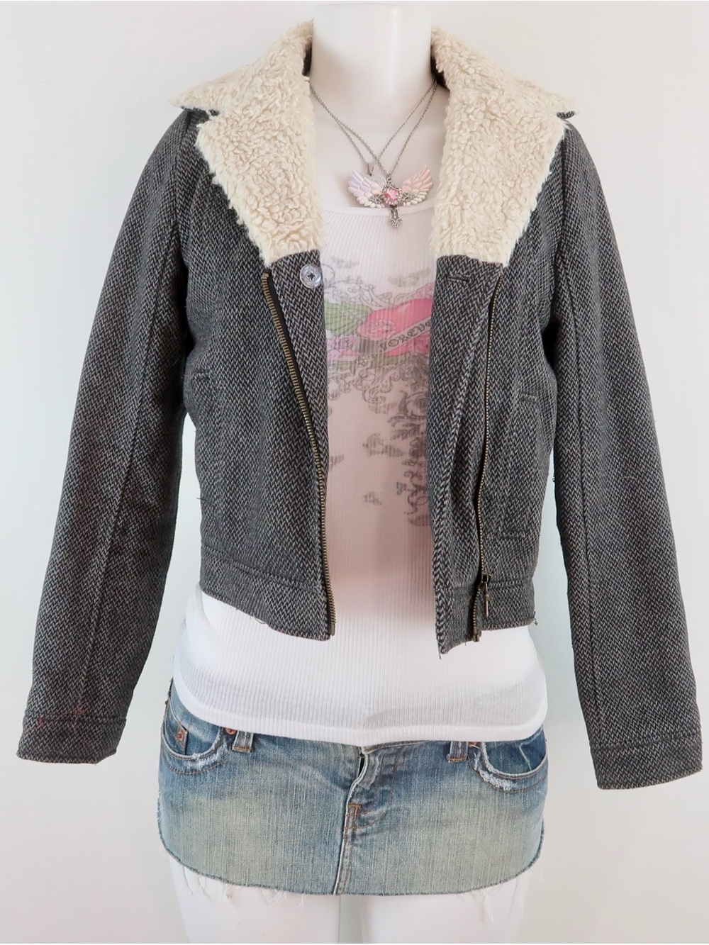 Women’s Gray Herringbone Jacket with Cream Faux-Sherpa Collar